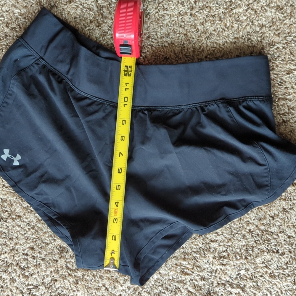 Under Armour running shorts - Picture 5 of 5